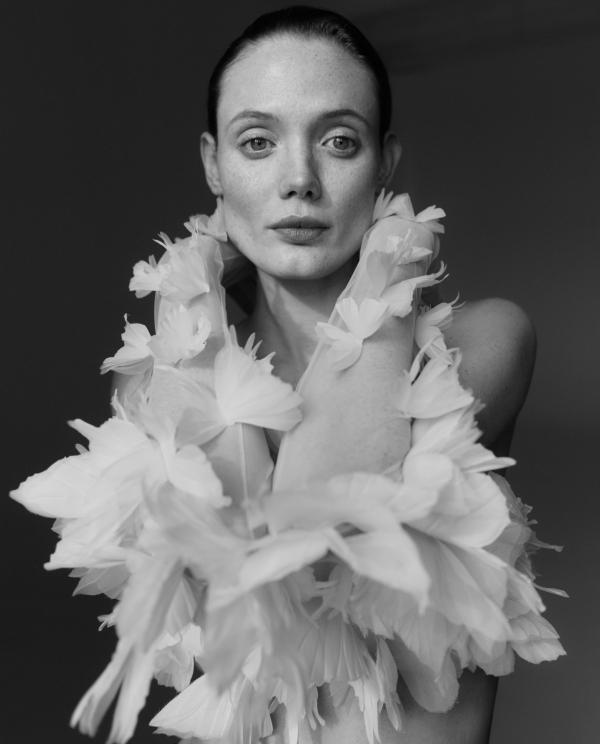 Где купить перчатки для свадебного образа?