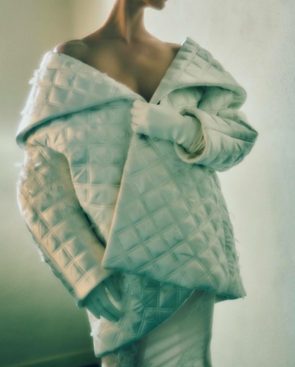 Где купить перчатки для свадебного образа?