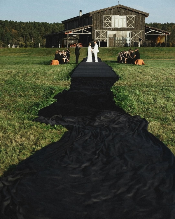 Свадьба на природе: лучшие загородные рестораны и