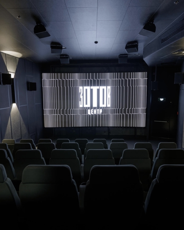 Футуристичный бильярд в Billie, «Застолье с искусством»