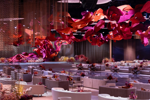 Декораторы ABOUT YOU