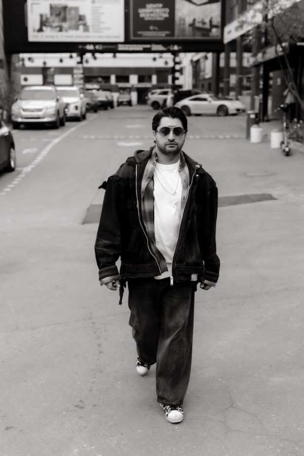 Диджеи Нарек Меликян