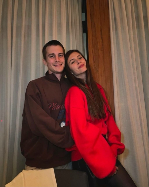 История любви Ивана Янковского и Дианы Пожарской