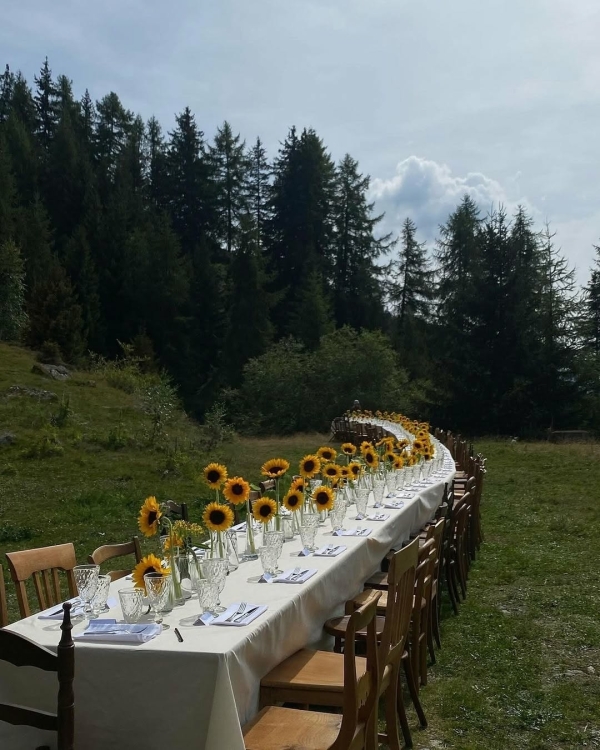 Модные идеи рассадки гостей на свадебном (и