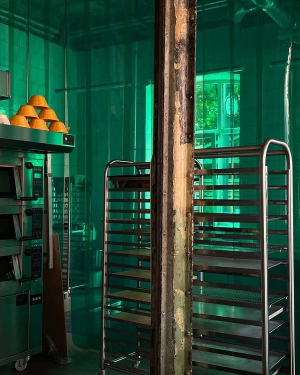 Баба с лимончелло в Piu Piu, поэтика