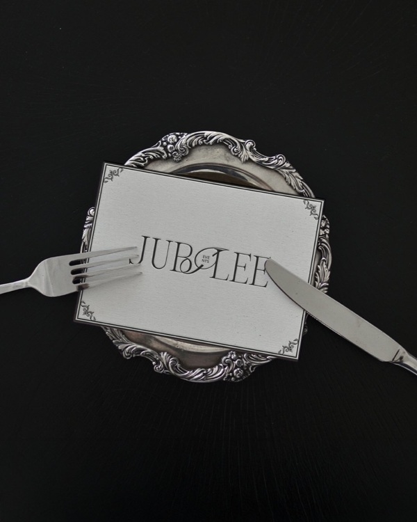 Винтажные приглашения на свадьбу возвращаются в моду.