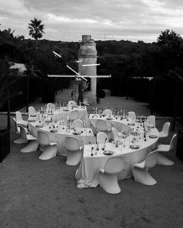 Модные идеи рассадки гостей на свадебном (и