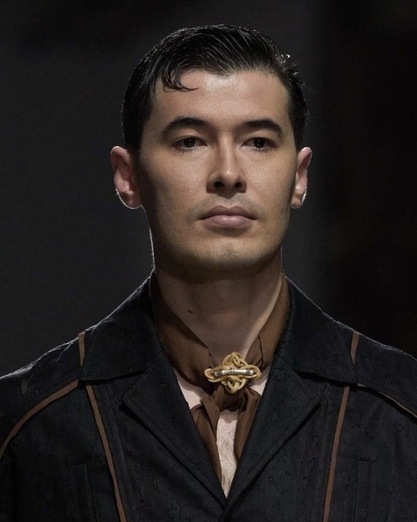 Каков жених! 5 актуальных мужских причесок 2025