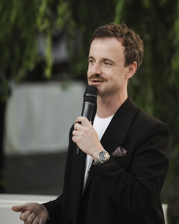 Свой среди своих. Как аудитория ведущих расскажет