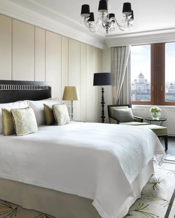 Празднуем любовь! Лучшие предложения отелей Москвы на