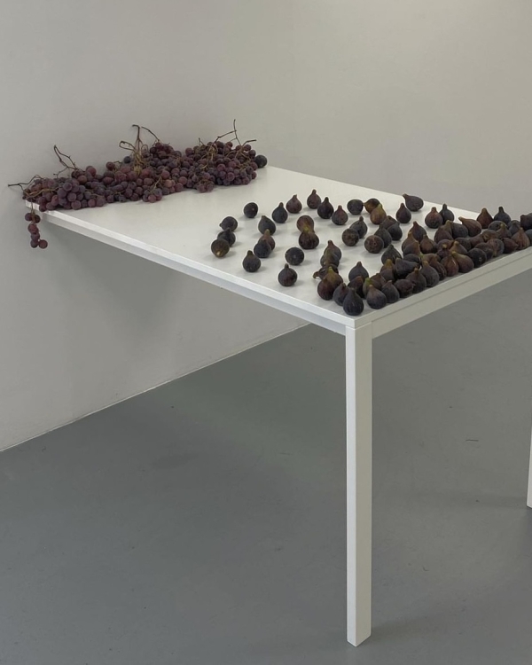 5 креативных студий, которые делают сет-дизайн ужинов