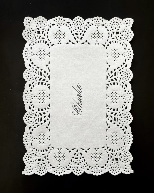 Винтажные приглашения на свадьбу возвращаются в моду.