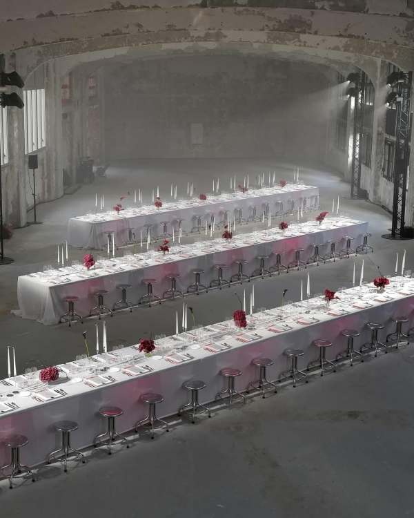 Модные идеи рассадки гостей на свадебном (и