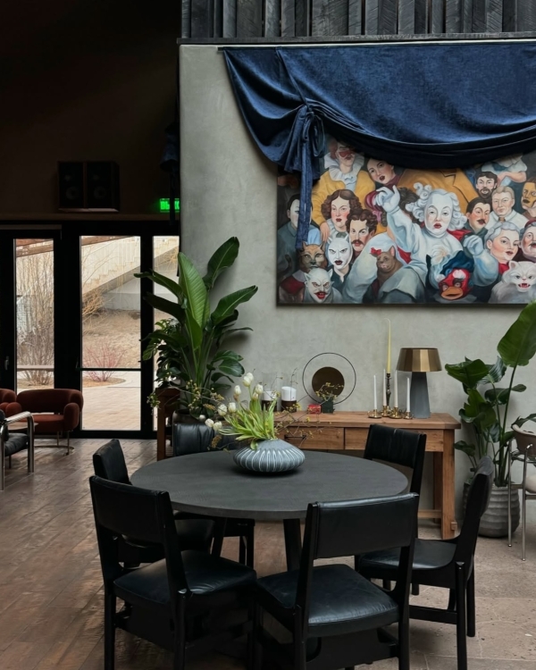 Святой Валентин во Flaner, разноцветная Вселенная в