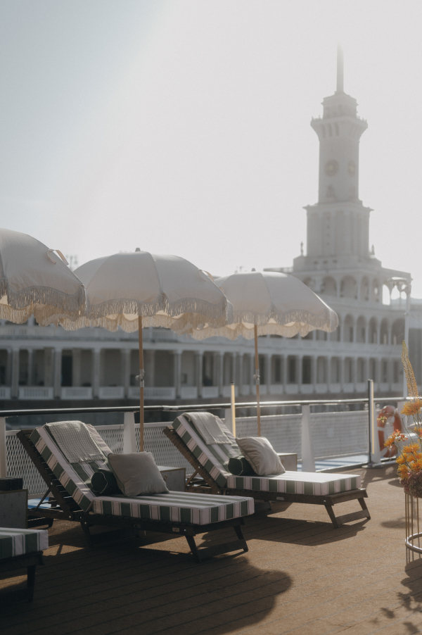 Декораторы ABOUT YOU