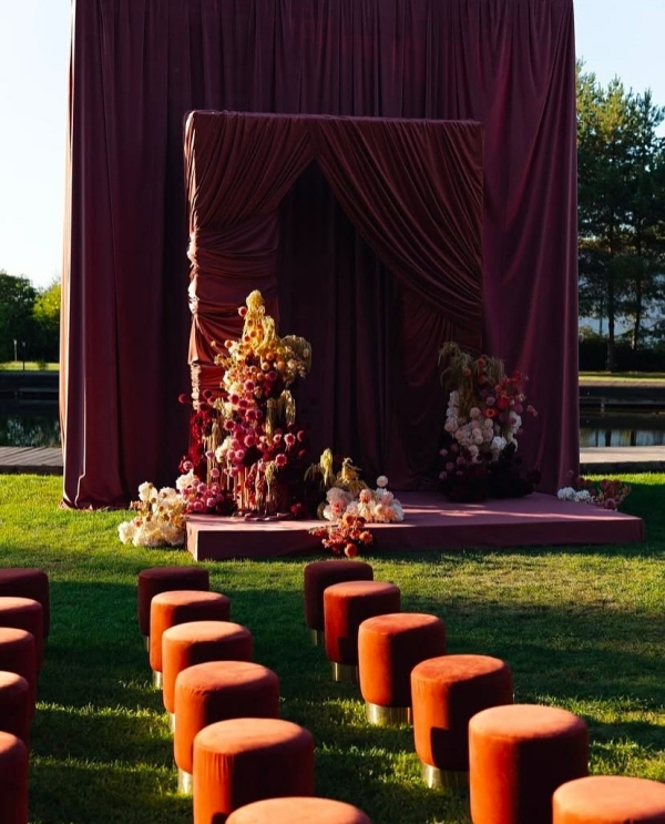 Свадьба на природе: лучшие загородные рестораны и