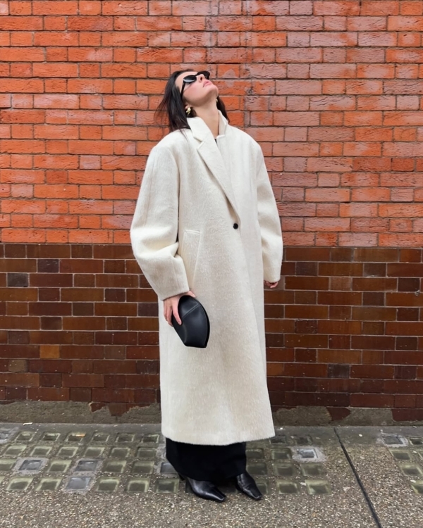 Баба с лимончелло в Piu Piu, поэтика