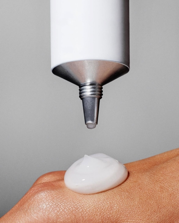 Макияж без макияжа — вневременной тренд для невест.