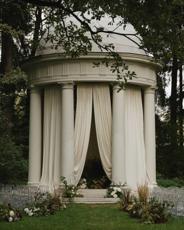 Свадьба на природе: лучшие загородные рестораны и