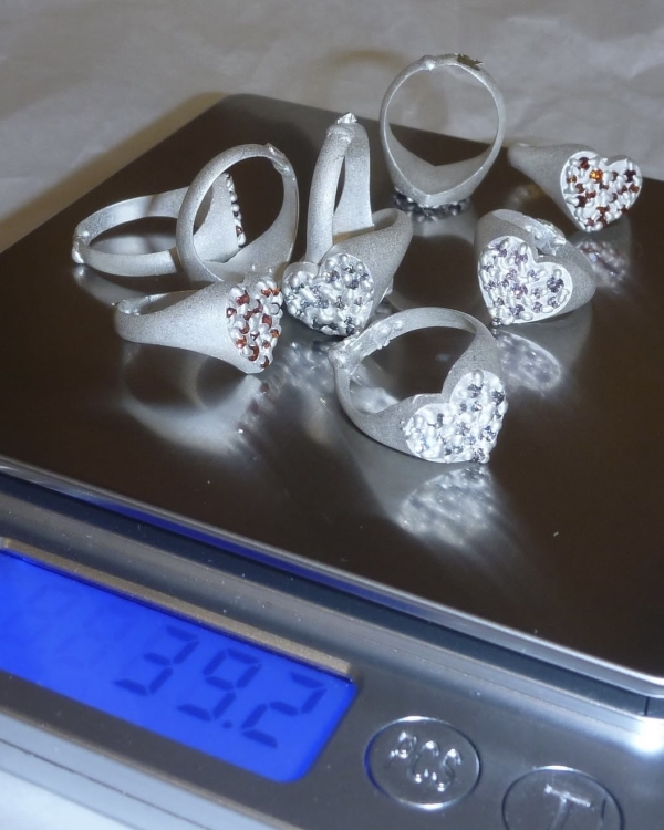 20+ необычных помолвочных колец для тех, кому