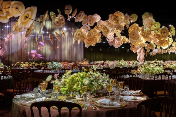 Декораторы ABOUT YOU