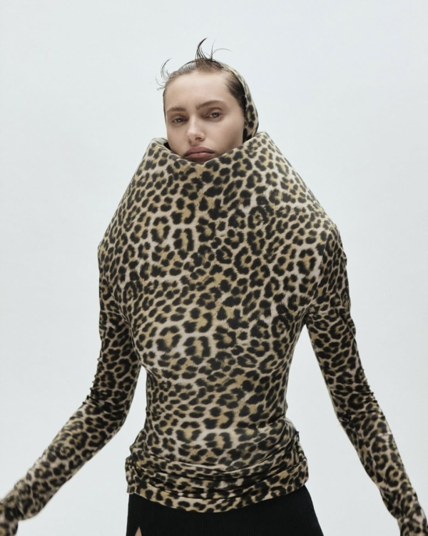 Что подарить девушке на 8 Марта: 20