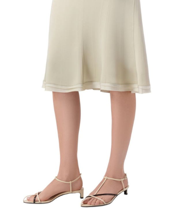 Такая же удобная, только красивее. Какая обувь