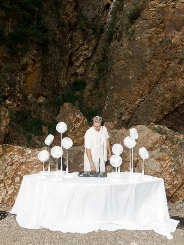 Где устроить свадьбу на пляже в России?