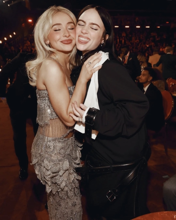 Лучшие образы звезд и победители «Грэмми» —