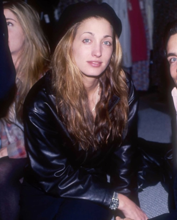 Как на самом деле познакомились Кэролин Бессетт-Кеннеди