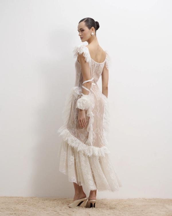 Нашли 50 самых красивых платьев на свидание