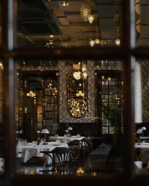 Куда пригласить ее 8 марта?