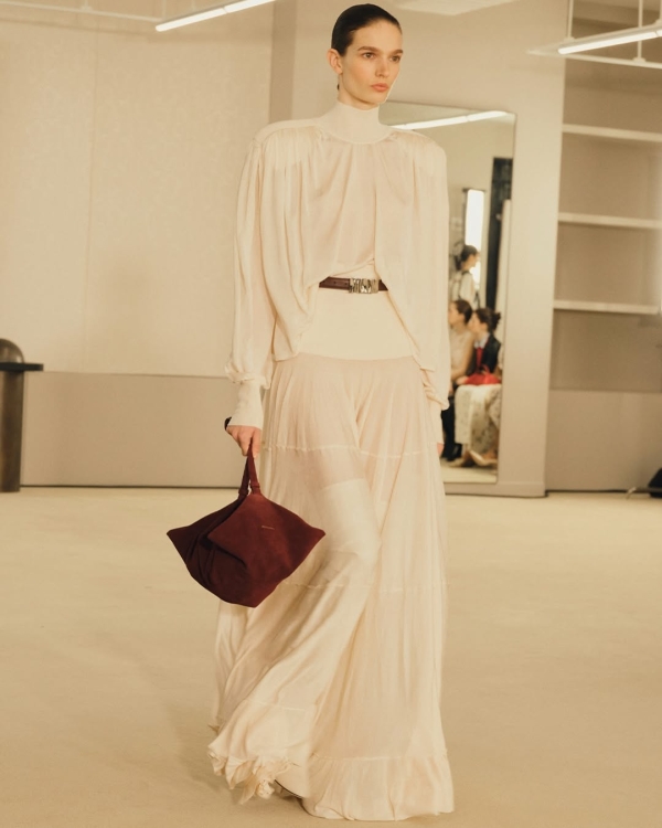 Альтернативные свадебные образы Недели моды в Нью-Йорке