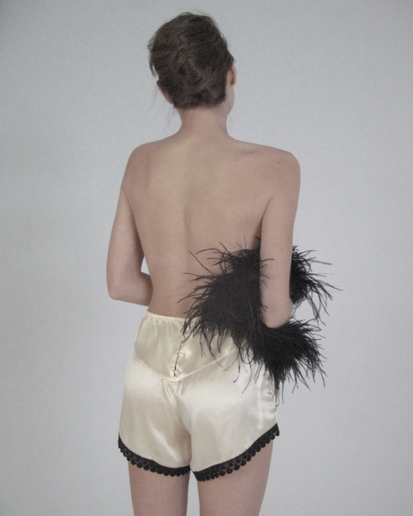 Собрали сногсшибательные образы на 14 февраля