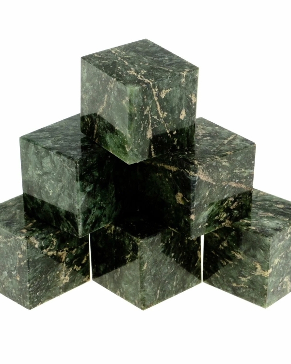 Что подарить мужчине на 23 Февраля: 30+