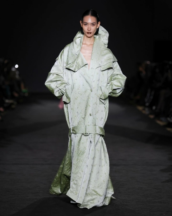 Альтернативные свадебные образы Недели моды в Нью-Йорке