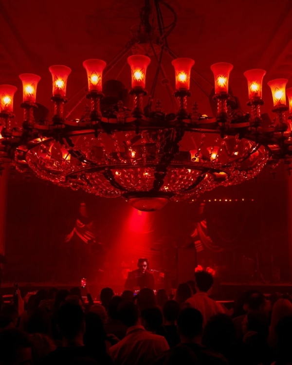 Показ «Кутюр» в «Художественном» и другие события,