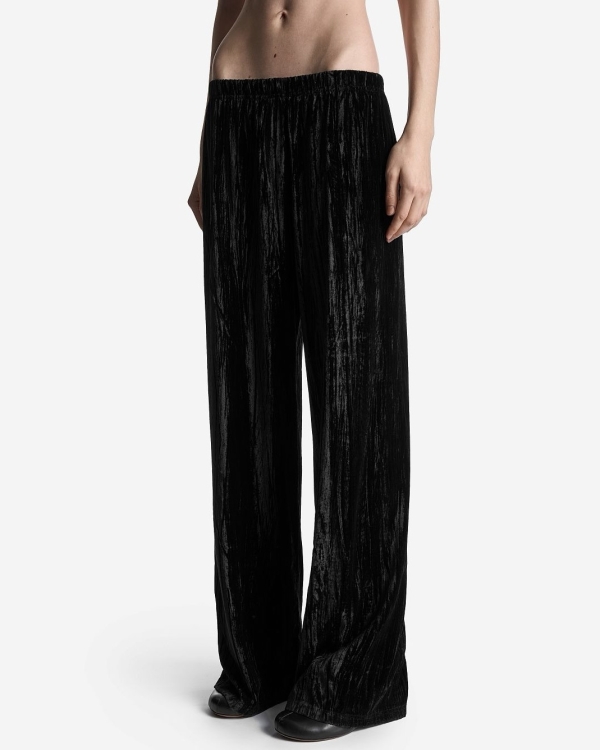 Собрали сногсшибательные образы на 14 февраля