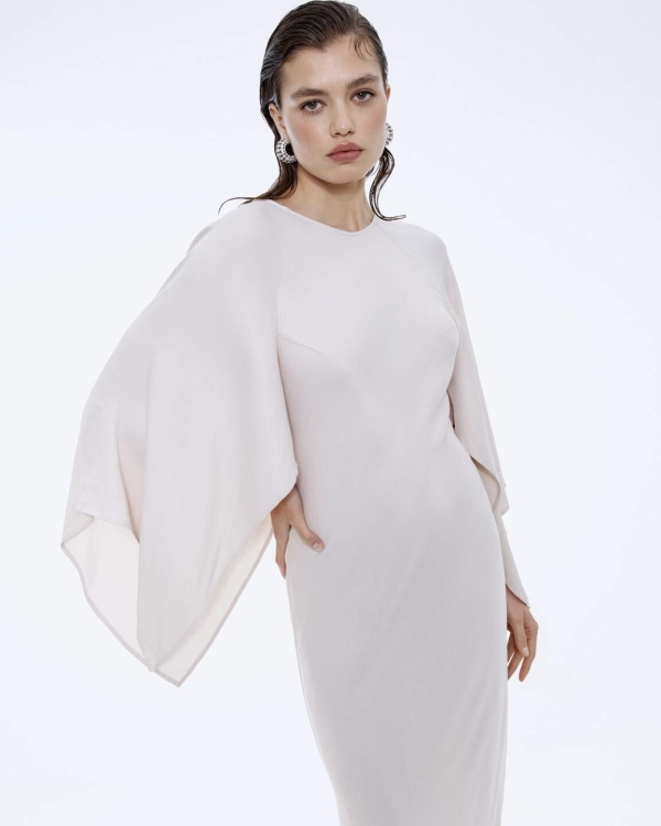 Нашли 50 самых красивых платьев на свидание