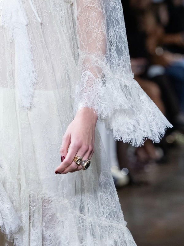 Альтернативные свадебные образы Недели моды в Нью-Йорке