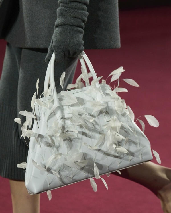 Альтернативные свадебные образы Недели моды в Нью-Йорке