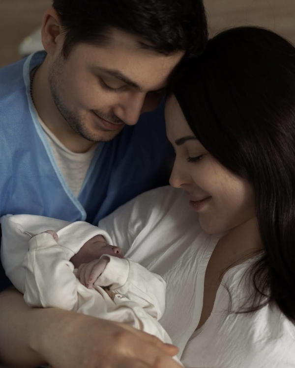 Блогер и актриса Юля Пушман стала мамой