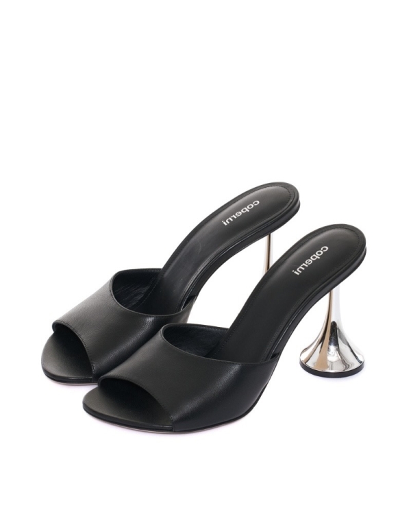 Такая же удобная, только красивее. Какая обувь