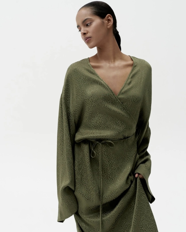 Ципао, кимоно и другие вещи в азиатском