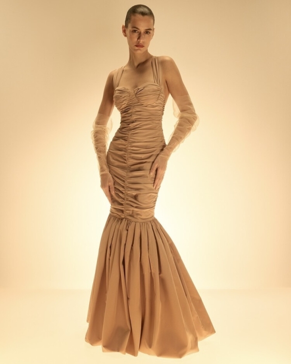 Нашли 50 самых красивых платьев на свидание