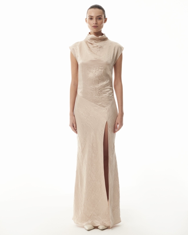 Нашли 50 самых красивых платьев на свидание