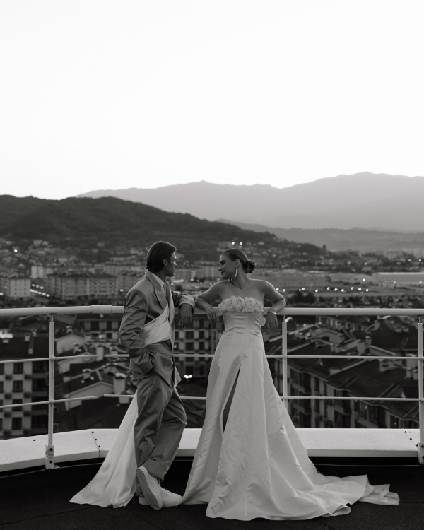 Где устроить свадьбу на пляже в России?