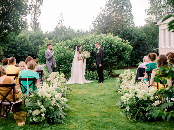 Свадьба на летней поляне