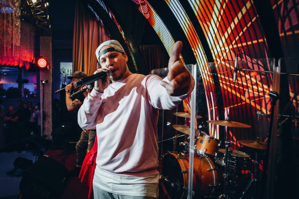 Кто будет петь на вашей свадьбе?