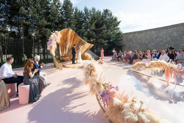 Роскошная свадьба в подмосковном замке